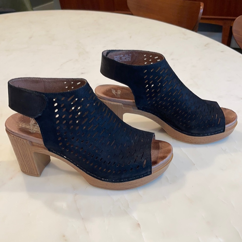 Dansko Danae Black Leather Platforms EU 39/US 9